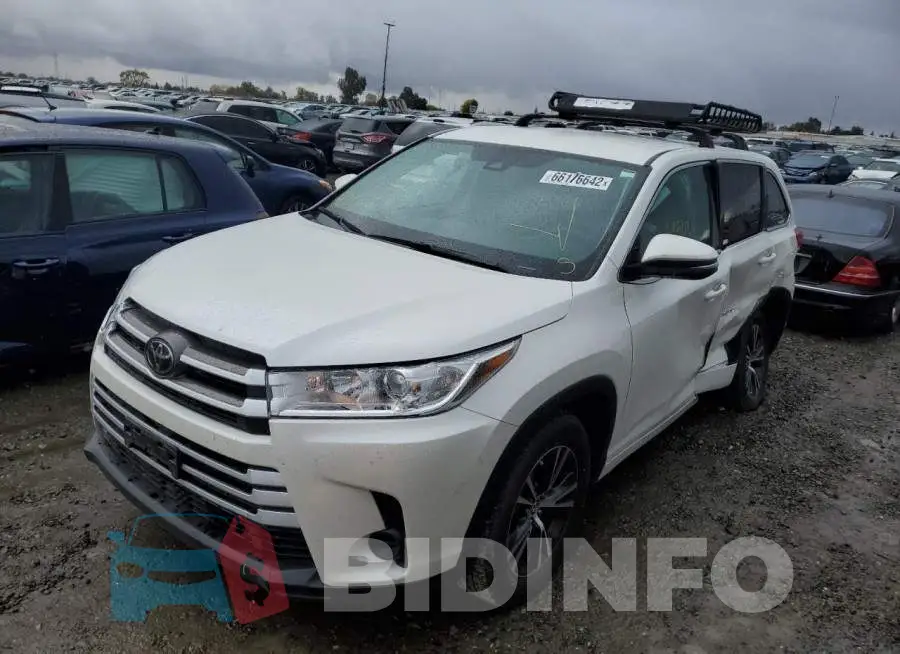 5TDZZRFH7JS275068 Photo# 2