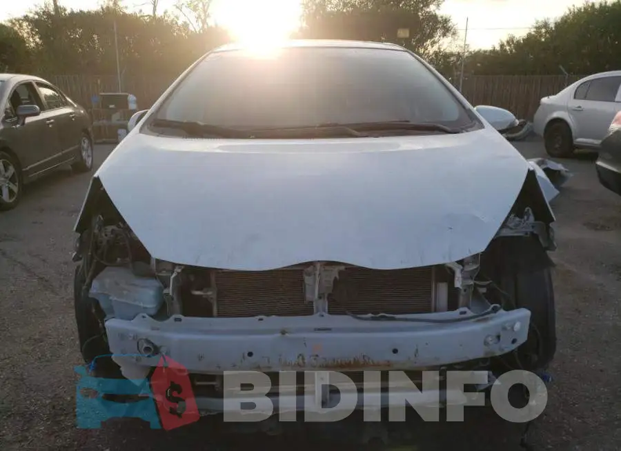 JTDKDTB37E1058968 Photo# 5
