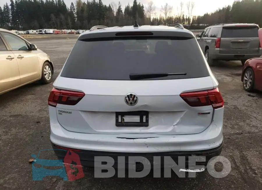3VV2B7AX8KM053943 Photo# 6