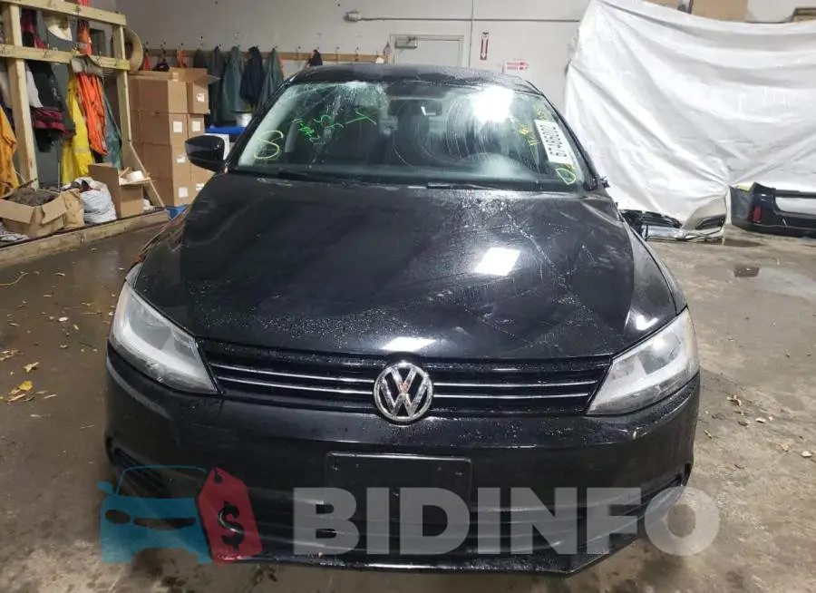 3VW2K7AJ8DM277305 Photo# 5