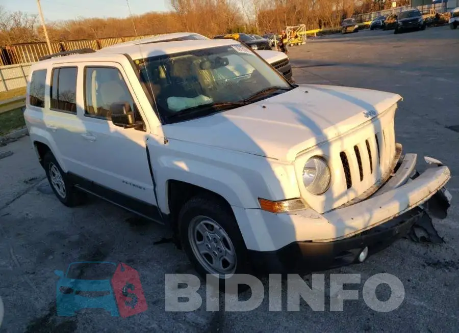 1C4NJPBB4FD401790 Photo# 4