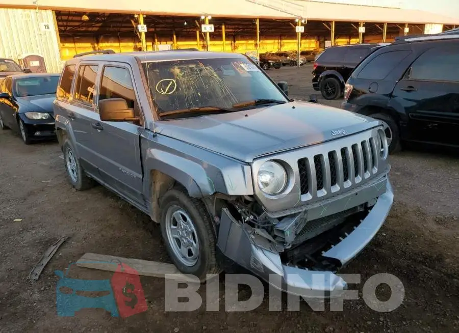 1C4NJPBB8FD171753 Photo# 1