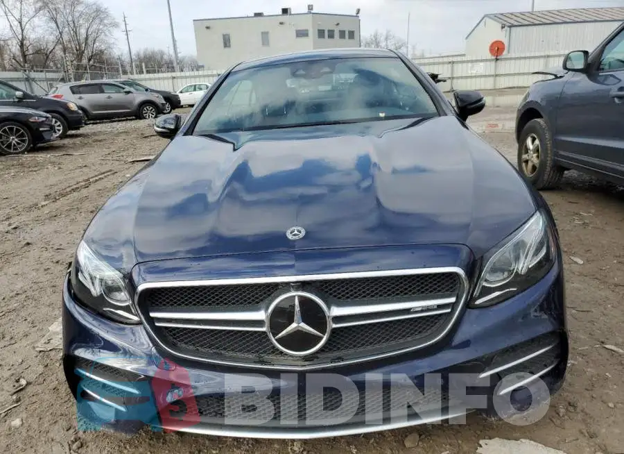 WDD1J6BBXKF094316 Photo# 5