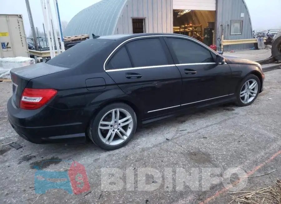WDDGF4HB6DR295655 Photo# 3
