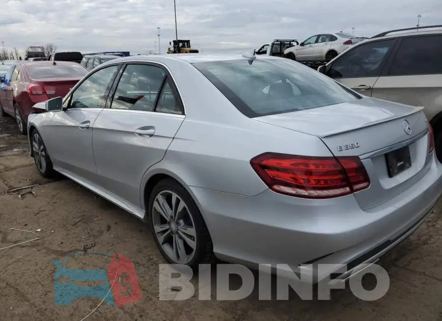 WDDHF8JB2GB250599 Photo# 2