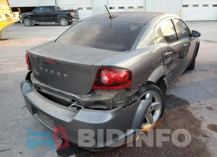 1C3CDZAB8DN547892 Photo# 3