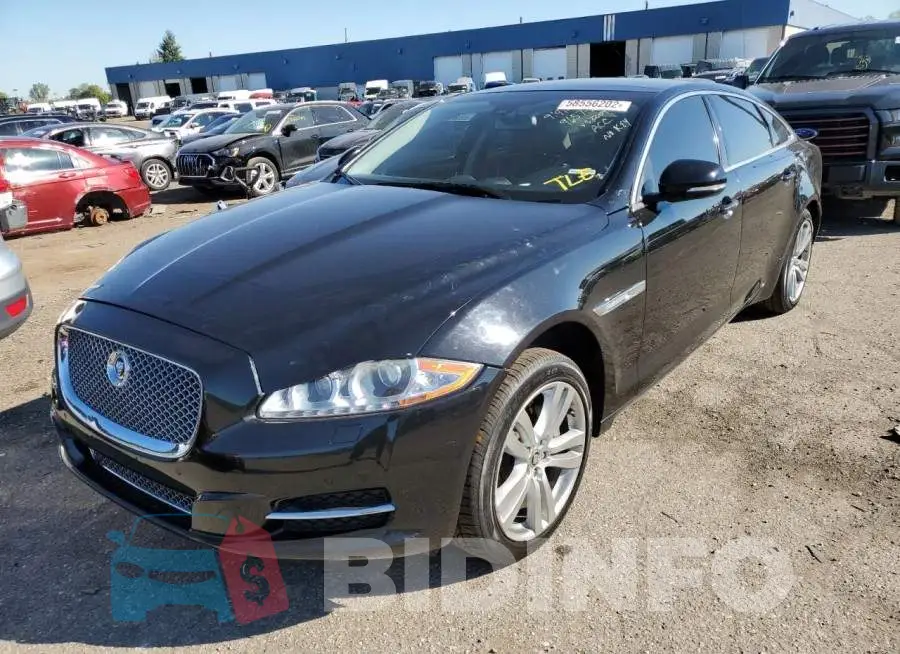 SAJWJ2GD5D8V52209 Photo# 2