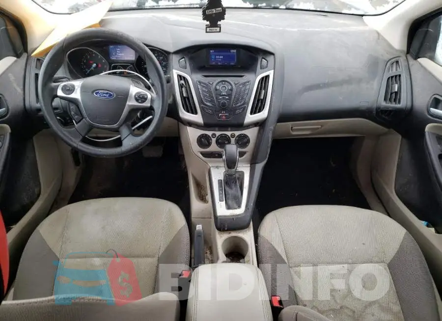 1FADP3F22EL390912 Photo# 8