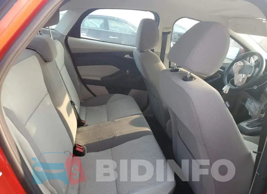 1FADP3F24EL136327 Photo# 6