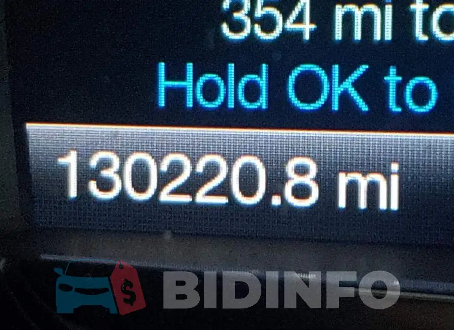 1FAHP2F89FG139380 Photo# 8