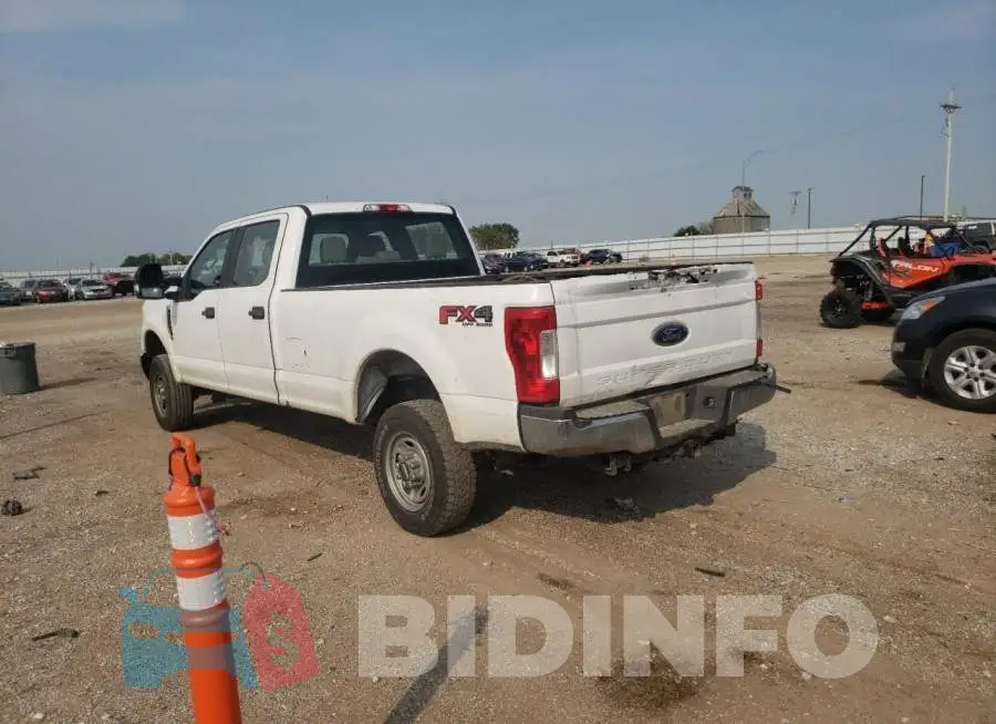 1FT7W2B60KED92512 Photo# 3