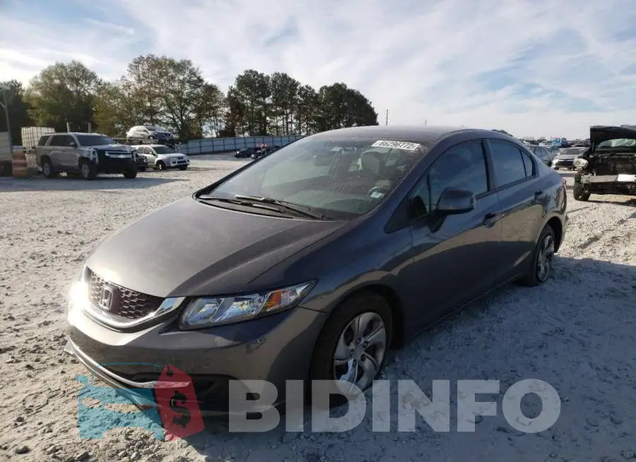 19XFB2F52DE070938 Photo# 2
