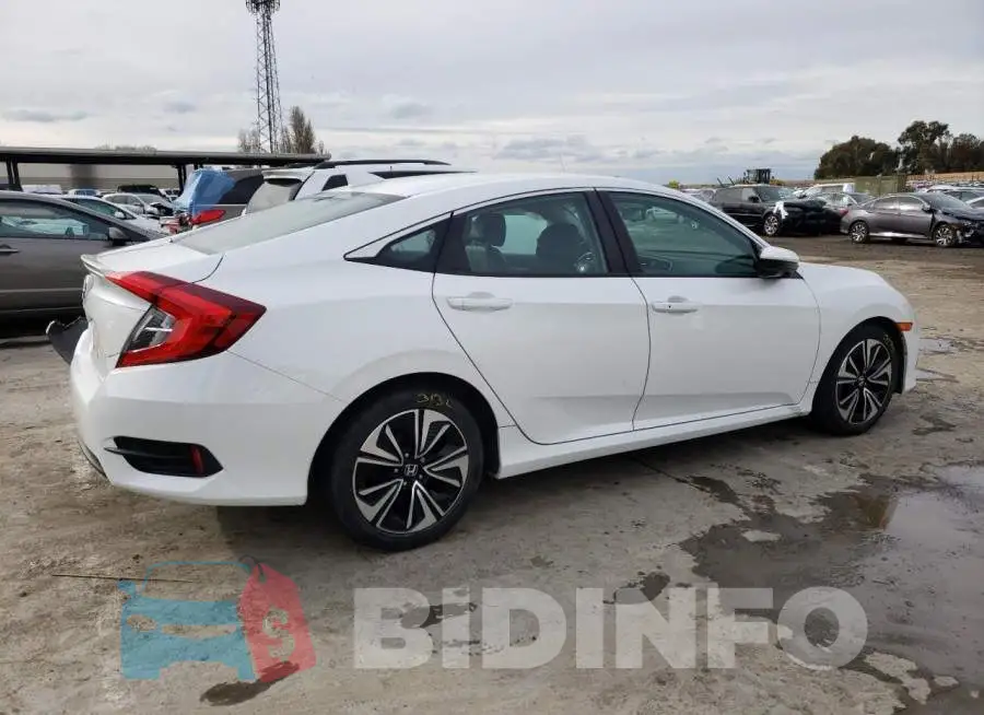 19XFC1F70HE208216 Photo# 3