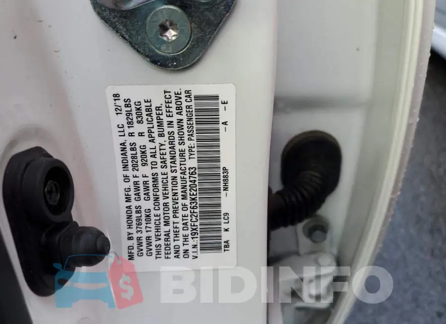 19XFC2F63KE204763 Photo# 12