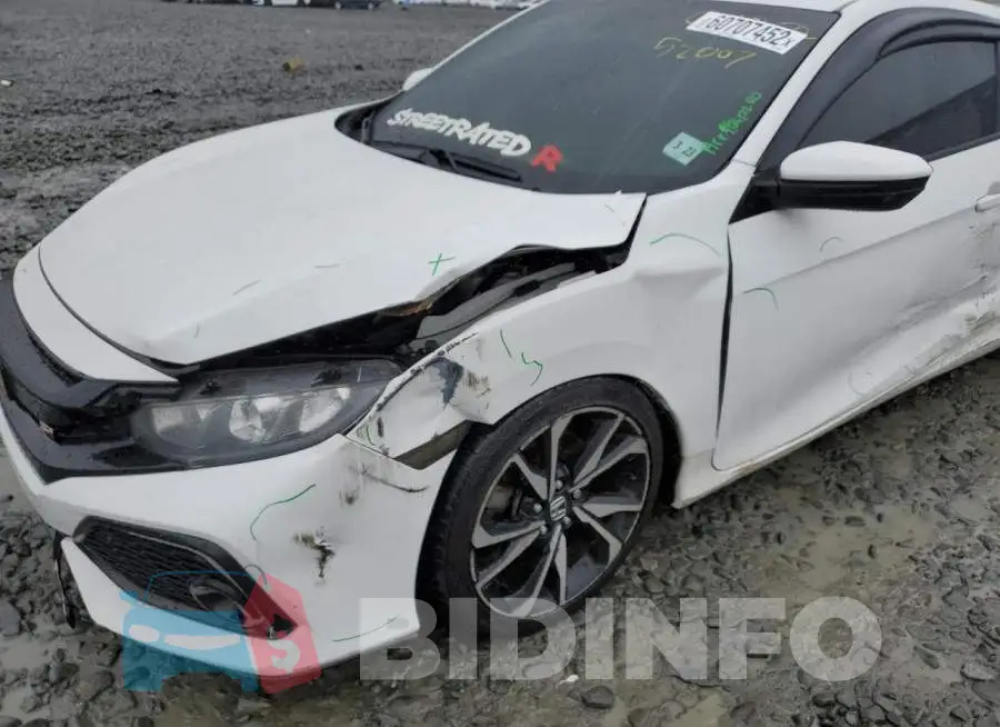 2HGFC3A58JH752007 Photo# 9