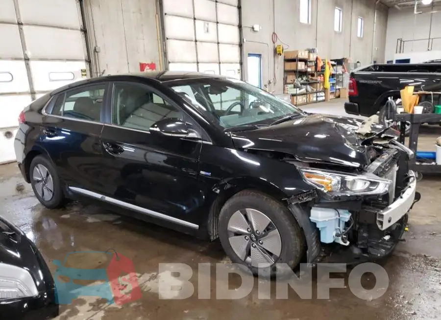 KMHC75LCXLU239883 Photo# 4