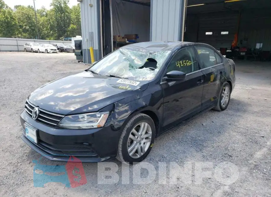 3VW2B7AJ7HM230918 Photo# 2