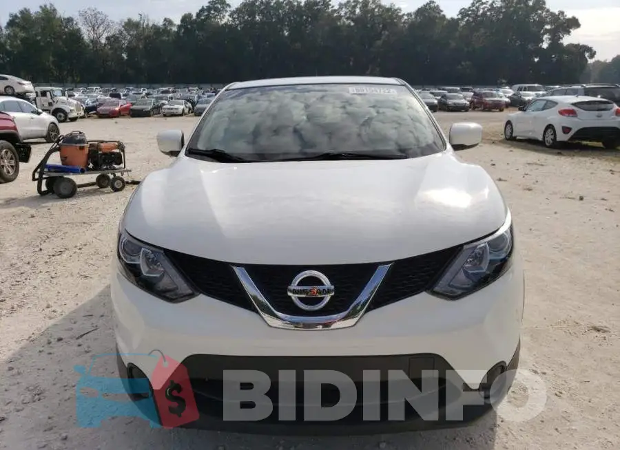 JN1BJ1CP4HW016962 Photo# 5