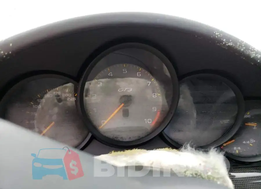WP0AC2A92JS177143 Photo# 8