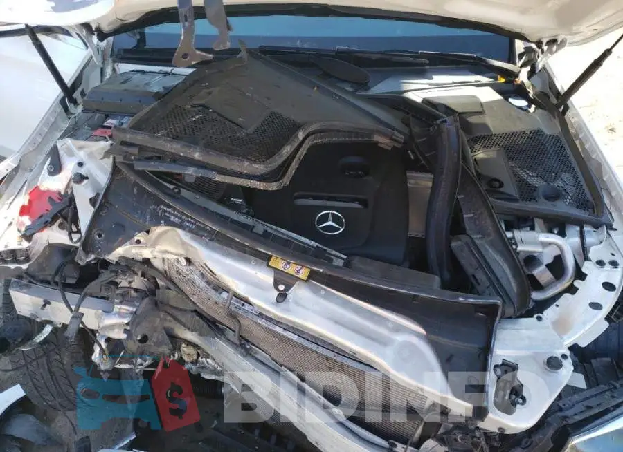55SWF4KB8JU272215 Photo# 7