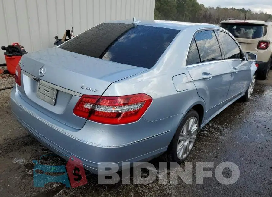 WDDHF8JB7DA675754 Photo# 4