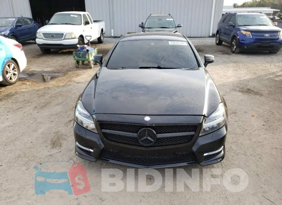 WDDLJ7DB7EA113045 Photo# 5