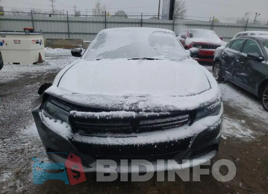 2C3CDXCT1FH847117 Photo# 5