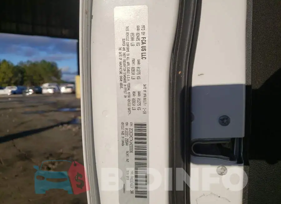 2C3CDXCTXJH233336 Photo# 12