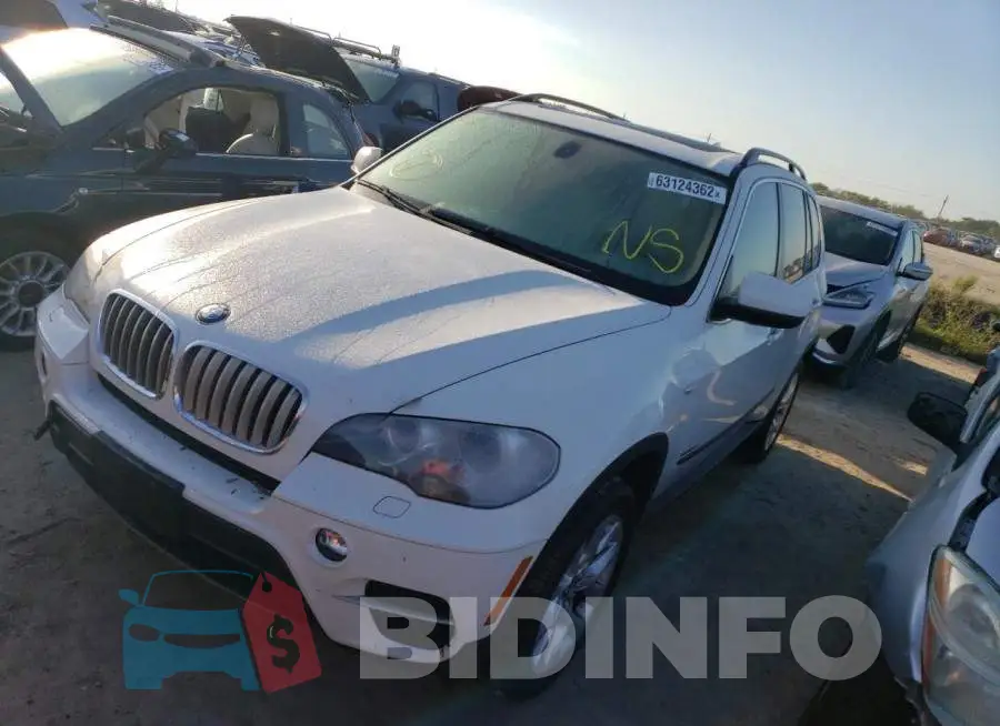 5UXZV4C57D0G50166 Photo# 2