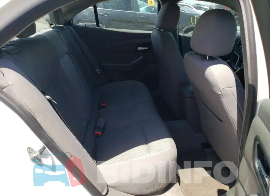 1G11B5SLXEF304680 Photo# 6