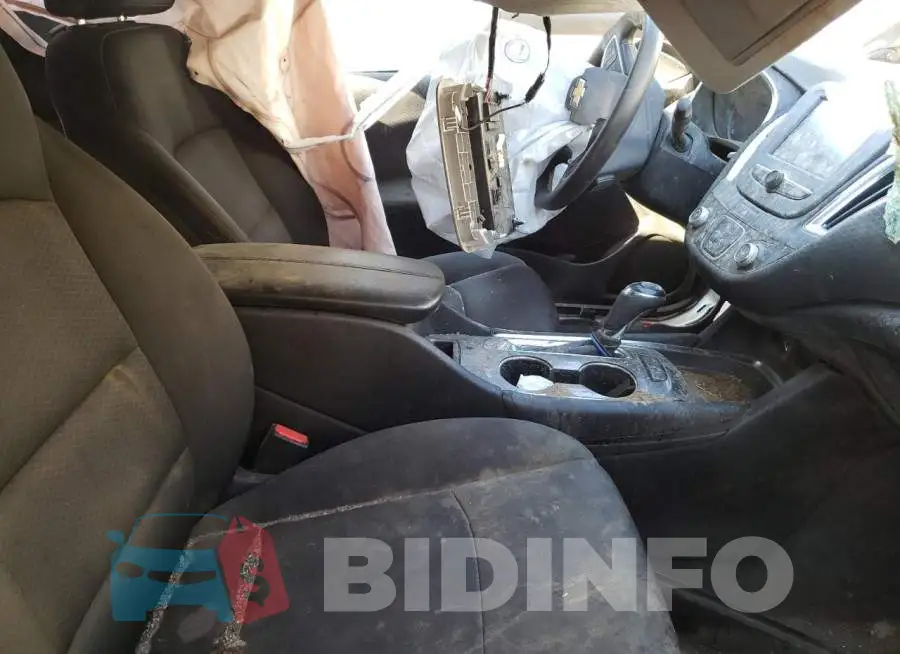 1G1ZD5ST0JF236946 Photo# 5