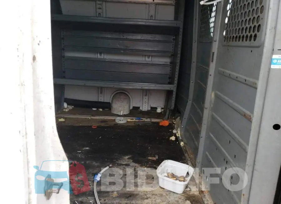 1GCWGFCA4D1161321 Photo# 6
