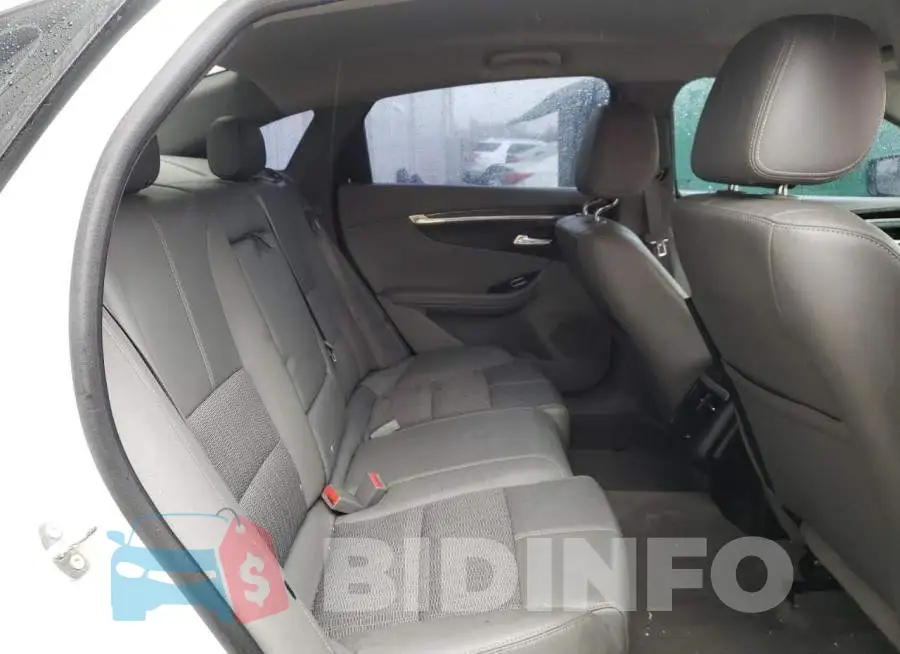 2G1115SL6F9290841 Photo# 6
