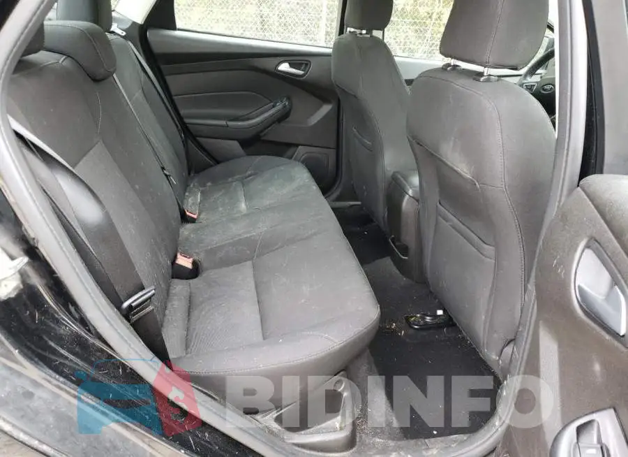 1FADP3F22GL295575 Photo# 6