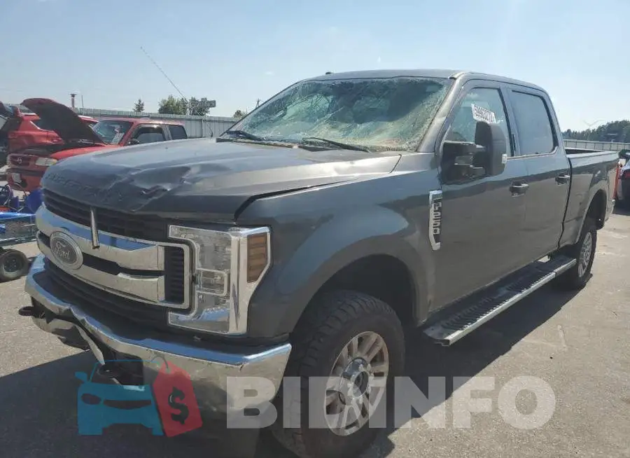 1FT7W2B65JEB83281 Photo# 2