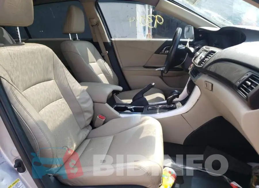1HGCR2F8XDA214054 Photo# 5