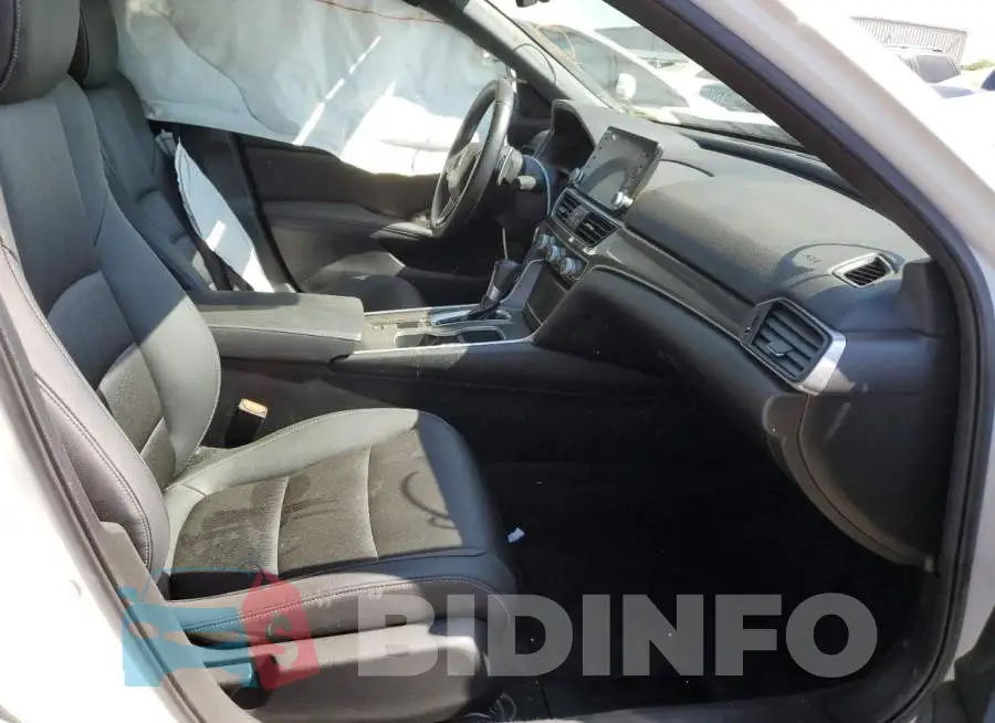 1HGCV1F3XKA106640 Photo# 5