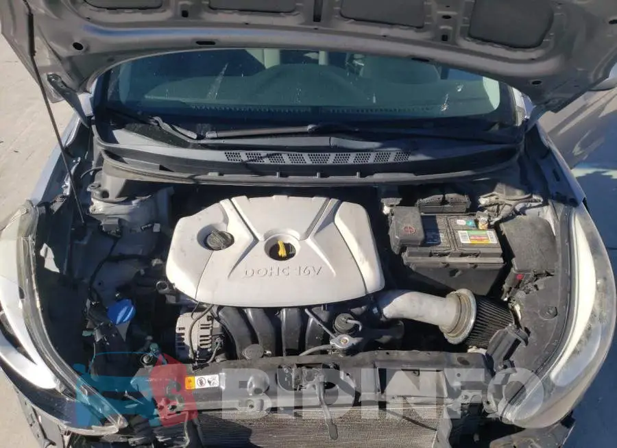 5NPDH4AE8FH581318 Photo# 7