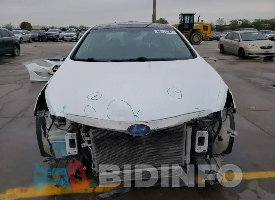 KMHEC4A42FA136845 Photo# 5
