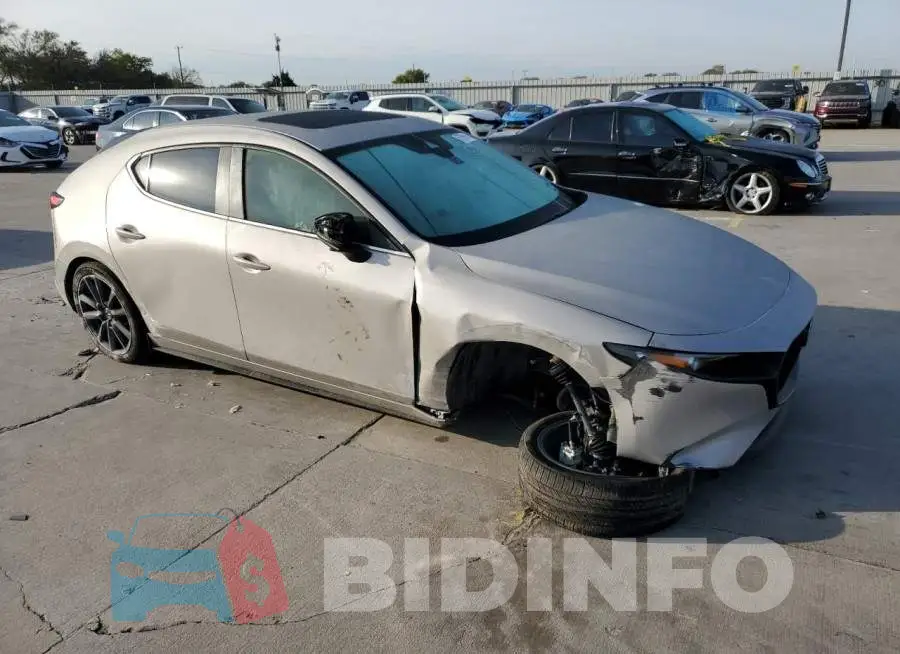 JM1BPALL2N1515387 Photo# 4