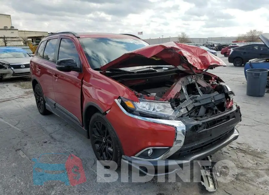 JA4AD3A31JZ033857 Photo# 1