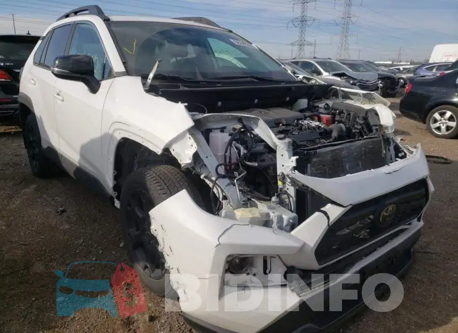 2T3J1RFV6LC080754 Photo# 1