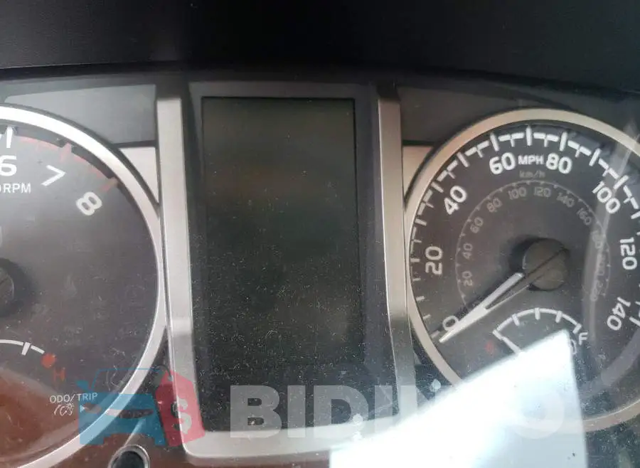 3TMCZ5AN0KM223830 Photo# 8