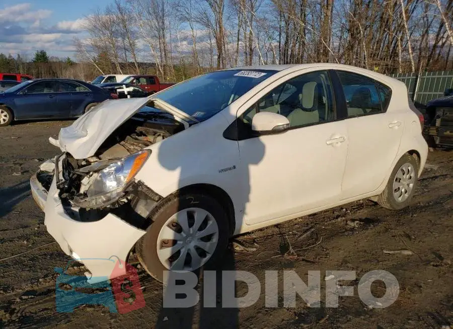 JTDKDTB33E1066324 Photo# 1