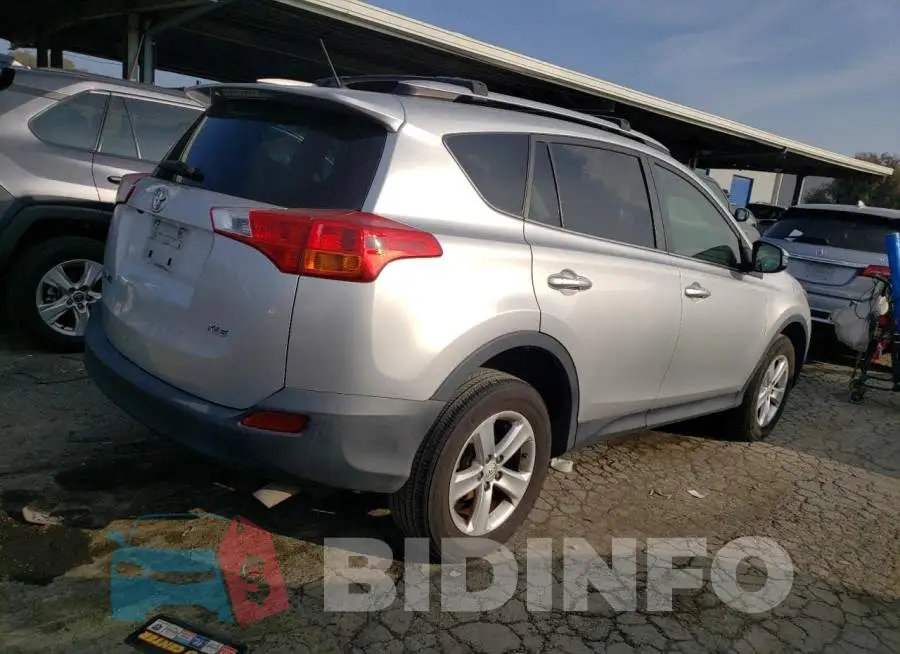 JTMWFREV6D5015712 Photo# 3