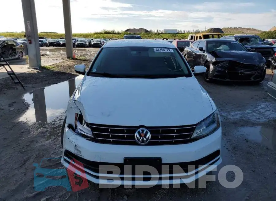 3VW2B7AJXJM217120 Photo# 5