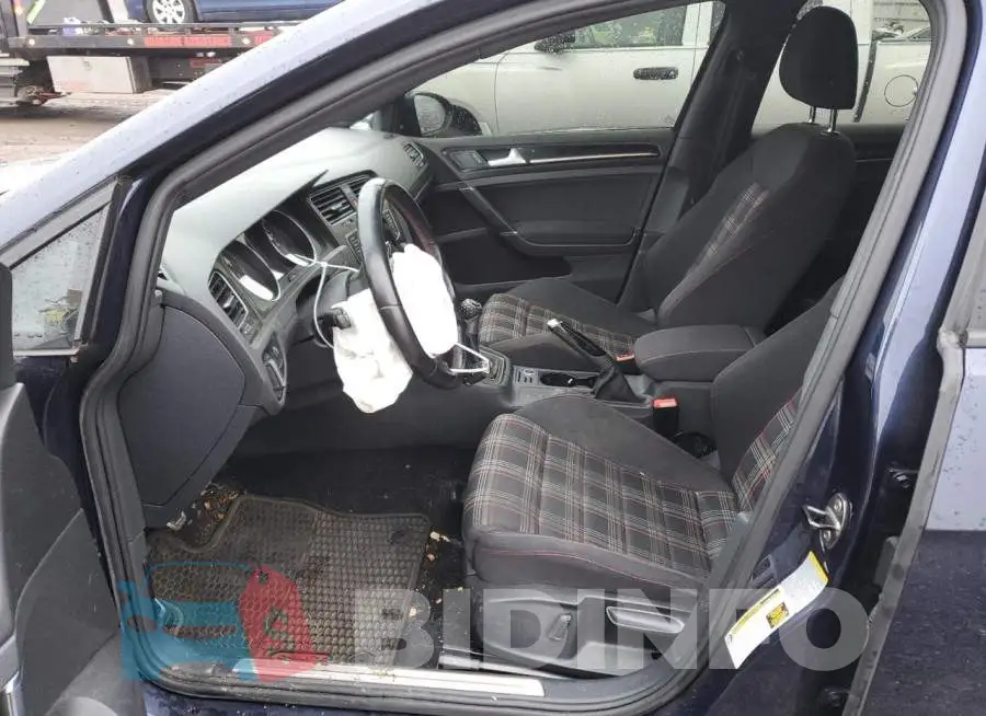 3VW5T7AUXFM075010 Photo# 7