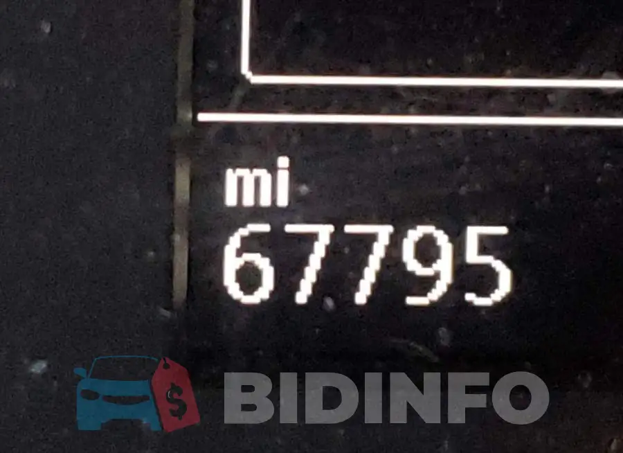 3VWC57BU2KM140216 Photo# 8
