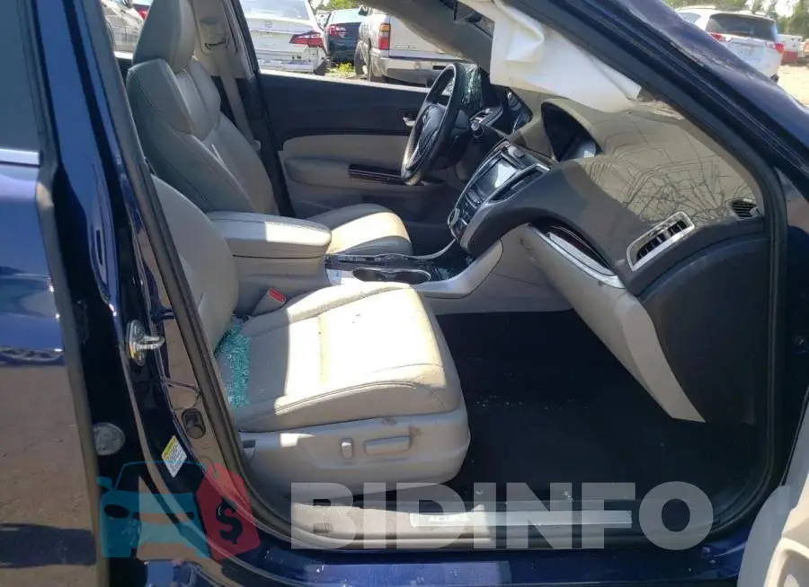 19UUB2F3XFA011763 Photo# 5
