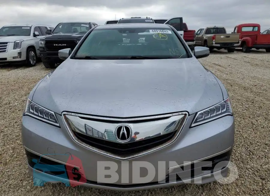 19UUB2F51HA007251 Photo# 5